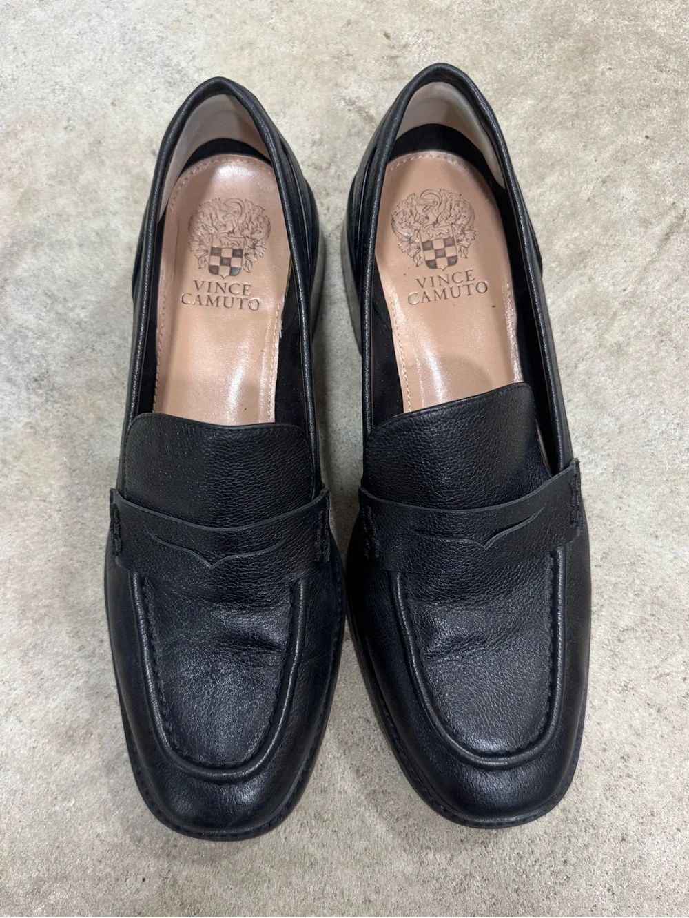Vince Camuto | Black Leather Block Heel Penny Loafer size 9 women’s - Picture 2 of 10